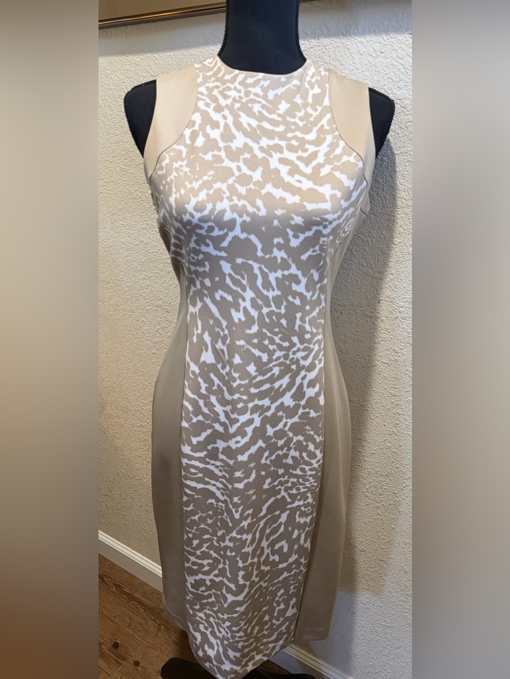 New Calvin Klein Beige and White Printed Sheath Midi Dress